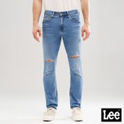 Lee 男款 706 小刺繡刷破低腰合身窄管牛仔褲 淺藍洗水